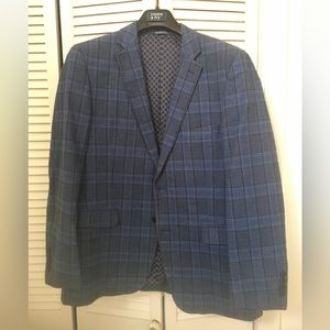 Crown & Ivy blue plaid sport coat